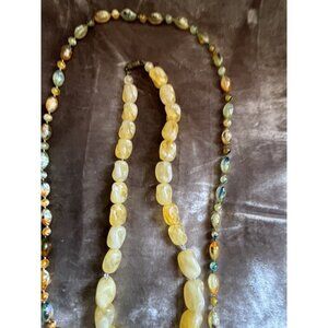 POLISHED STONES BEADED NECKLACE VINTAGE STRAND VERY PRETTY COLOR ROCKS 32" NECKL